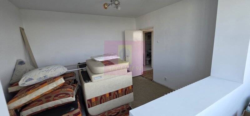 Apartament 3 camere de vanzare in Ploiesti, zona Cameliei